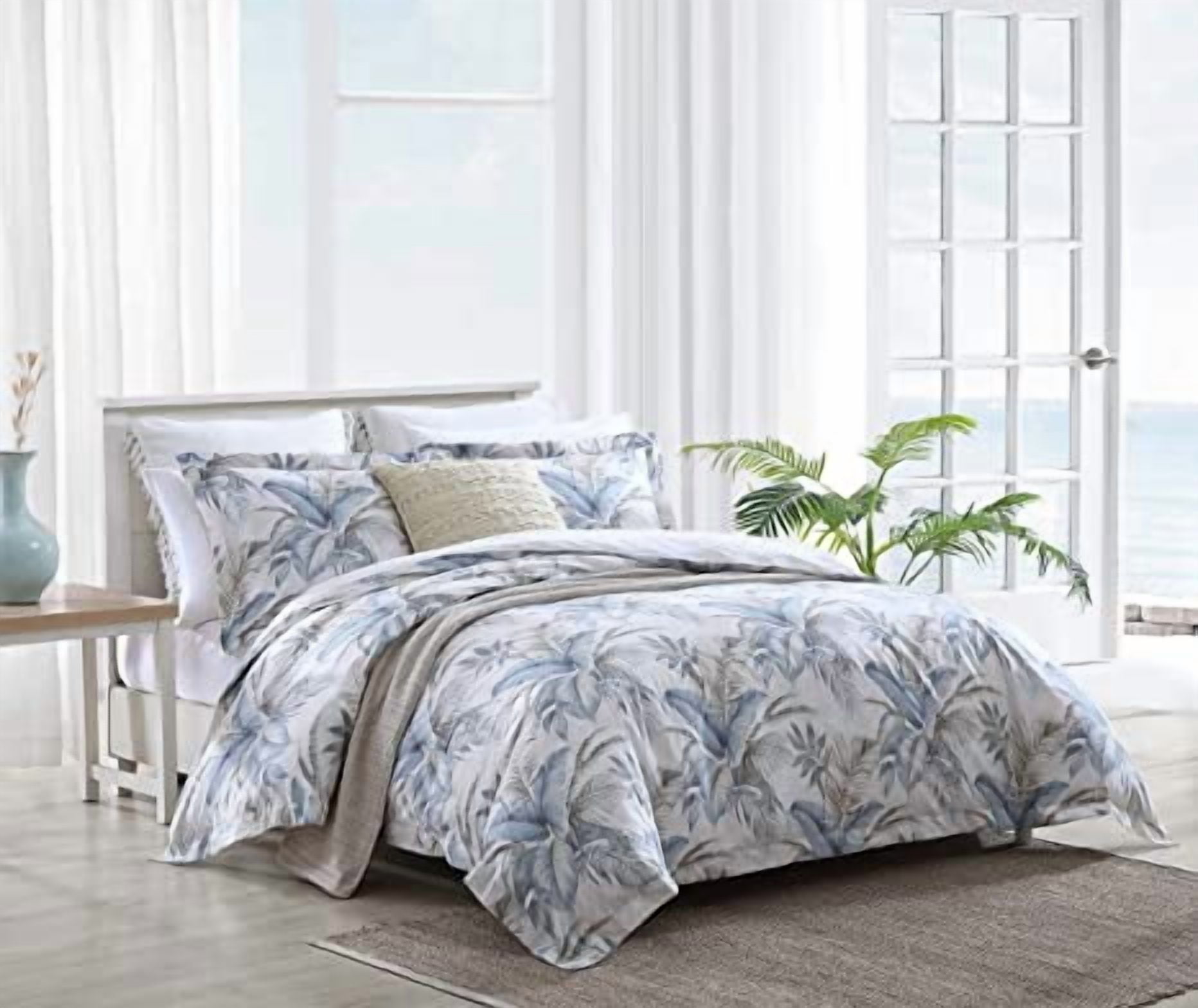 Tommy Bahama - Queen Comforter Set, Reversible Cotton Bedding with Matching Shams, All Season Home Decor (Bakers Bluff Blue, Queen)