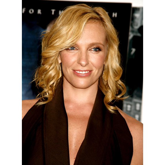 Toni Collette At Arrivals For The Night Listener Premiere, The Museum Of Modern Art (Moma), New York, Ny, August 01, 2006. Photo By Amy SussmanEverett Collection Celebrity (8 x 10)