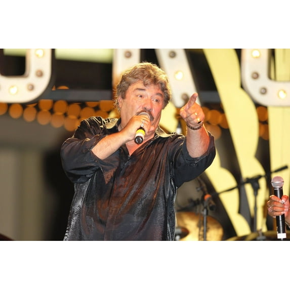 Tony Orlando On Stage For The Grove�S Summer Concert Series, The Grove, Los Angeles, Ca, Wednesday, August 31, 2005. Photo By Michael GermanaEverett Collection Celebrity (10 x 8)