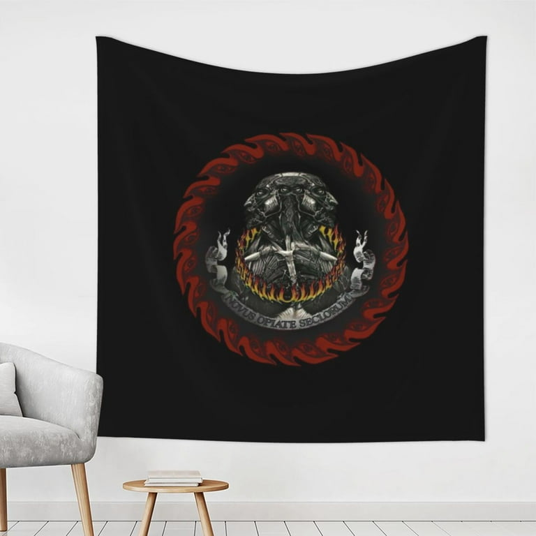 Tool tapestry clearance