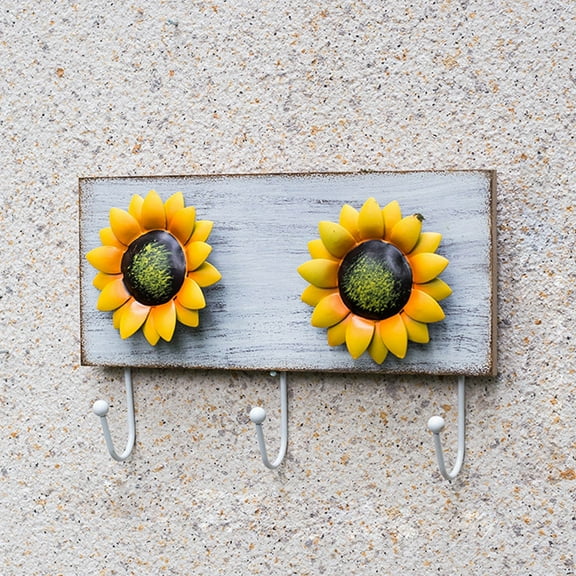 Toolix Hooks Rural Wind and Art Sunflower Decoration Hook Retro Make Old Wooden Cosmetic Hook Creative Store Wall hanging Wall Decoration