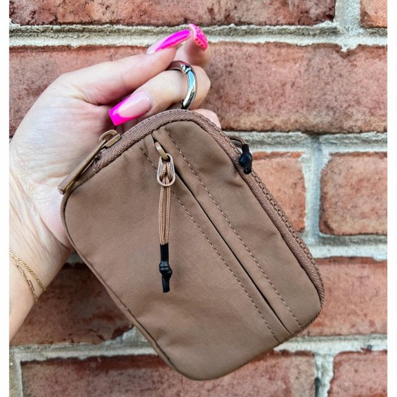 Toolix Needle and Thread Kit Women'S Portable Nylon Keychain Wallet Brown A