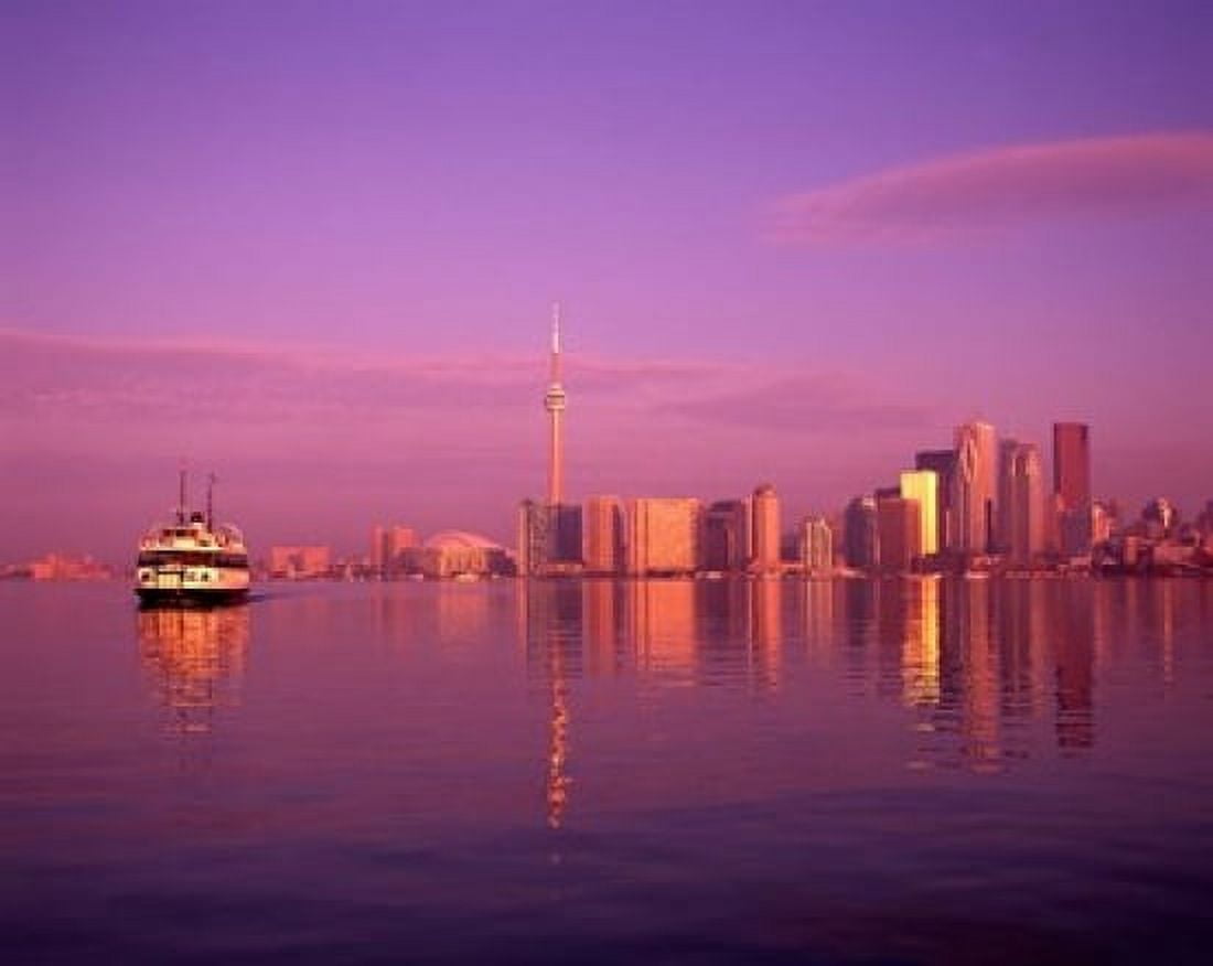 Toronto Skyline Canada Canvas Art - Paul Thompson DanitaDelimont (27 x 22)