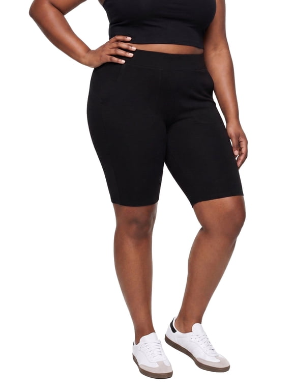 Women's Plus Size 11" Signature Waist Pocket Bike Short