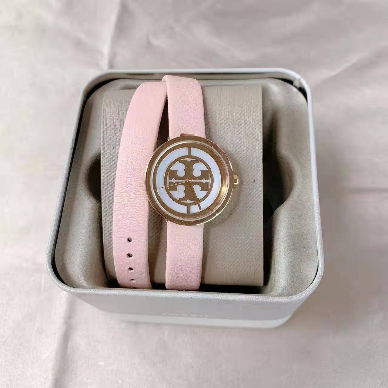 美しい時計★TORY BURCH Classic-T Pink Leather Strap Watch NEW AUTHENTIC TORY BURCH CLASSIC T ROSE GOLD PINK LEATHER