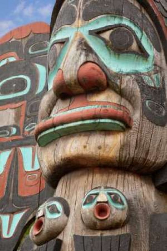 Totem Detail V Canvas Art - Kathy Mahan (12 x 18)