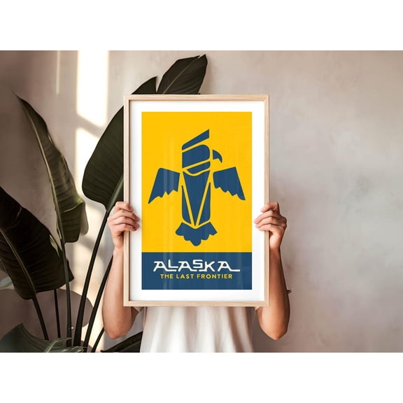 Totem Retro Alaska Art Poster, Unframed Paper Poster 8x10in