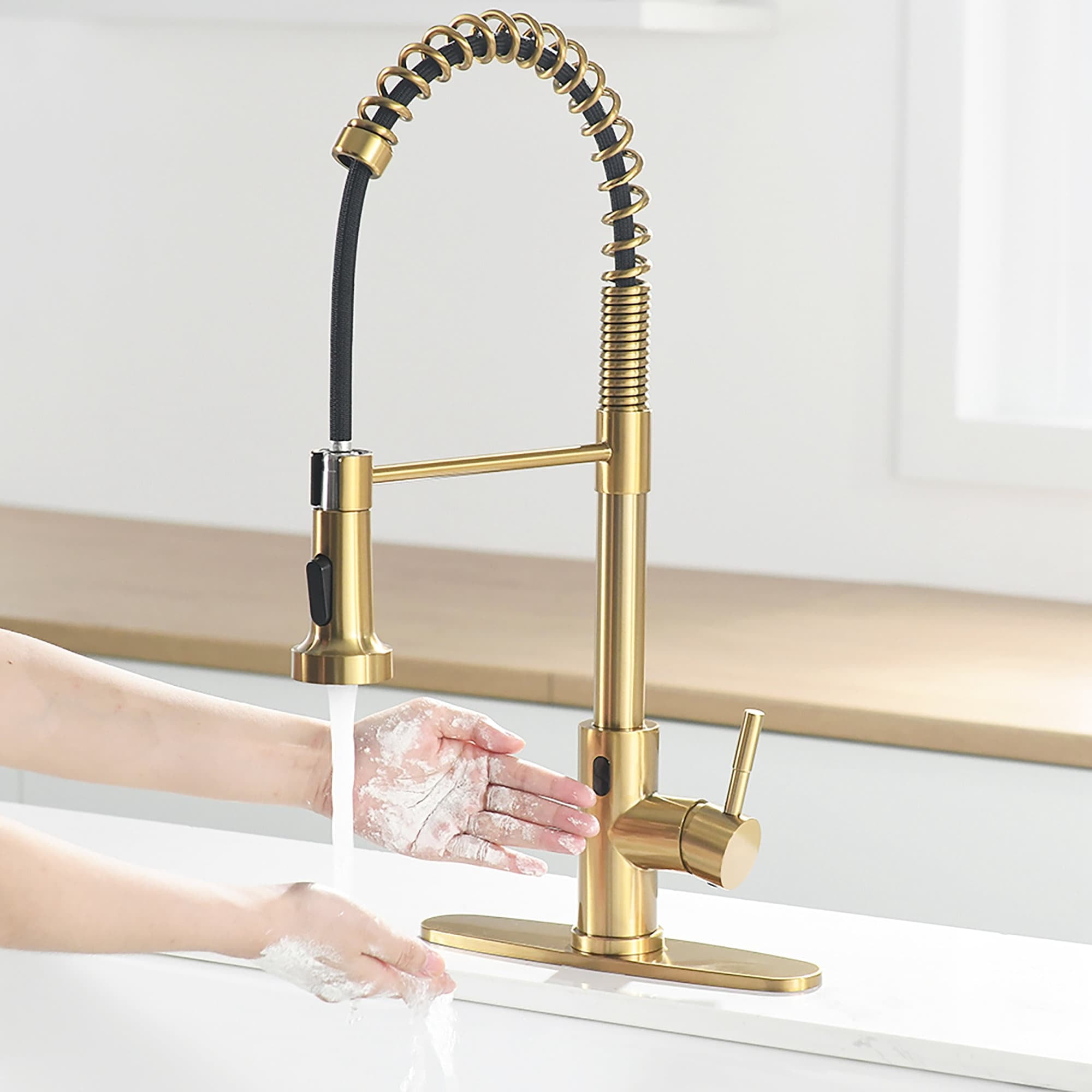 Touchless Brushed Gold Stainless Steel Pull-Out Kitchen Faucet