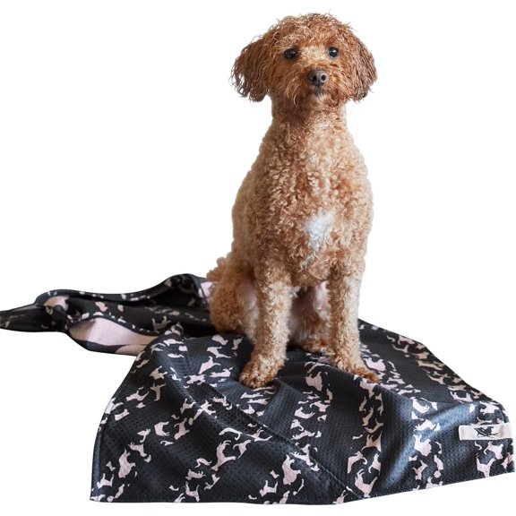 Towel - Super Absorbent Quick Drying Towels with Bag - Recycled - Walkies in the Park, Medium (90x50cm, 35x19)
