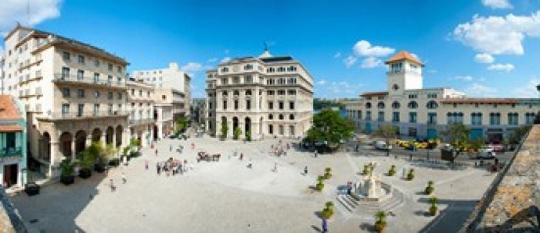 Town Square Plaza De San Francisco Old Havana Havana Cuba Canvas Art - Panoramic Images (15 x 6)