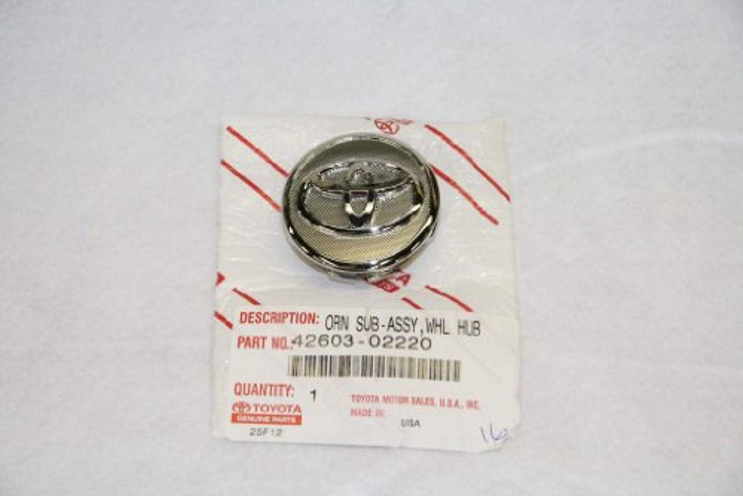 Toyota 42603-02220 Center Wheel Cap