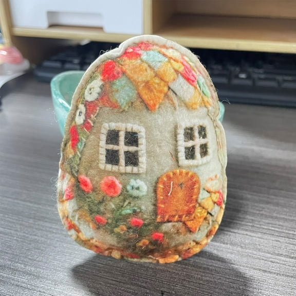 ToysYGift Patchwork Felt Egg House DIY Kit, Hand Embroidery Patterns Bunny House Craft Kit with DIY Material Package, Easter Egg Hanging Ornaments Set for Adults and Beginners