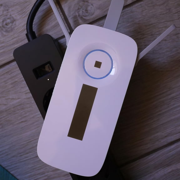 Toyvian 2Pcs Black LED Light Blocking Stickers Adjustable Dimming Covers for Home Electronics