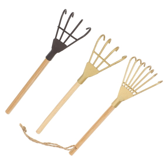 Toyvian 3-Piece Household Gardening Rake Set with Wood Handles, Iron Material, Assorted Colors for Transplanting and