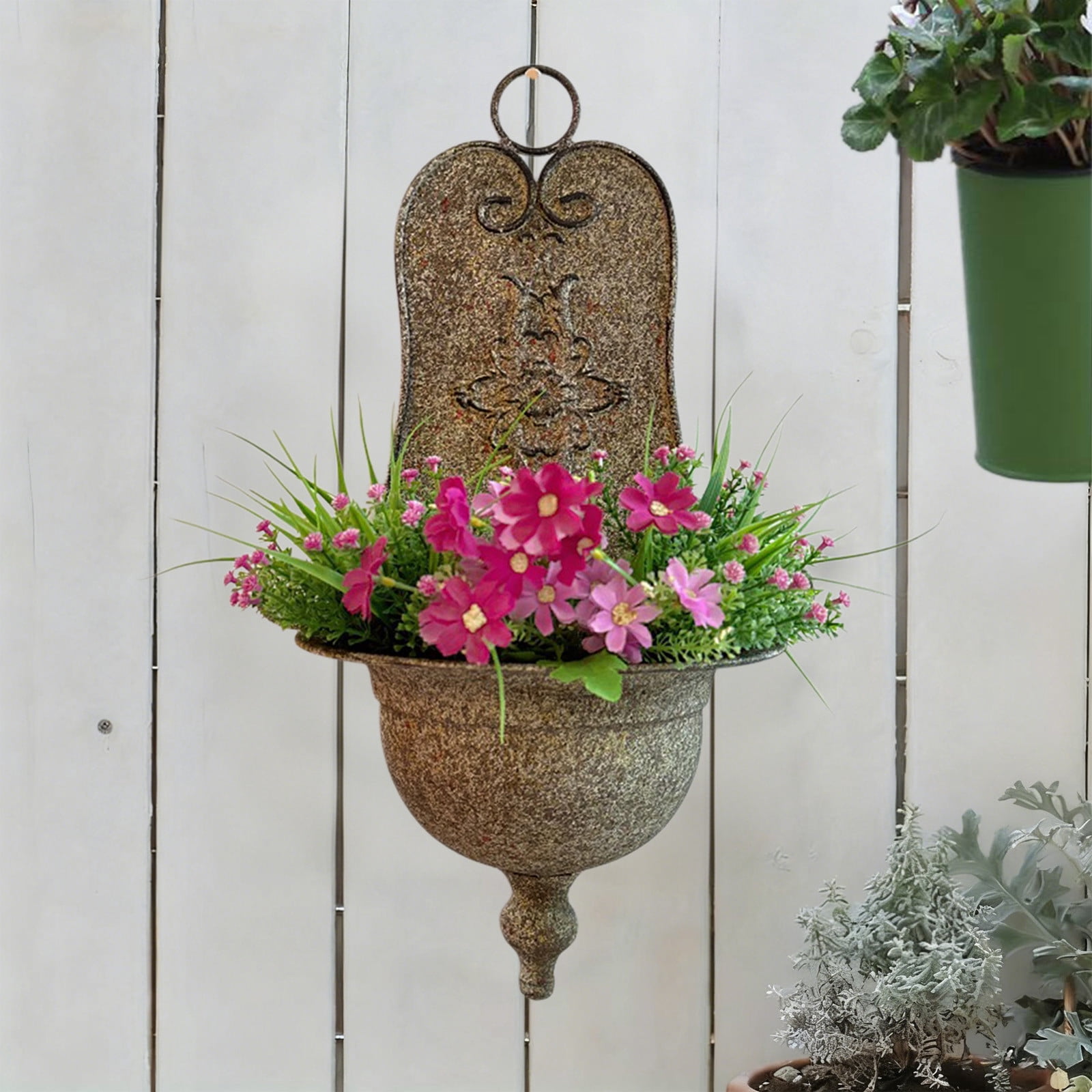 Tozuoyouz Rustic Metal Wall Planter Distressed Decor Wall Mounted Flower Pot Vintage Hanging Plant Holder For Outdoor Indoor Garden Home Balcony Patio Farmhouse Decorative Brown