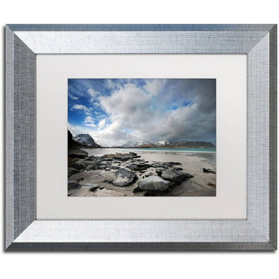 Trademark Fine Art "Can't Let Go" Canvas Art by Philippe Sainte-Laudy, White Matte, Silver Frame