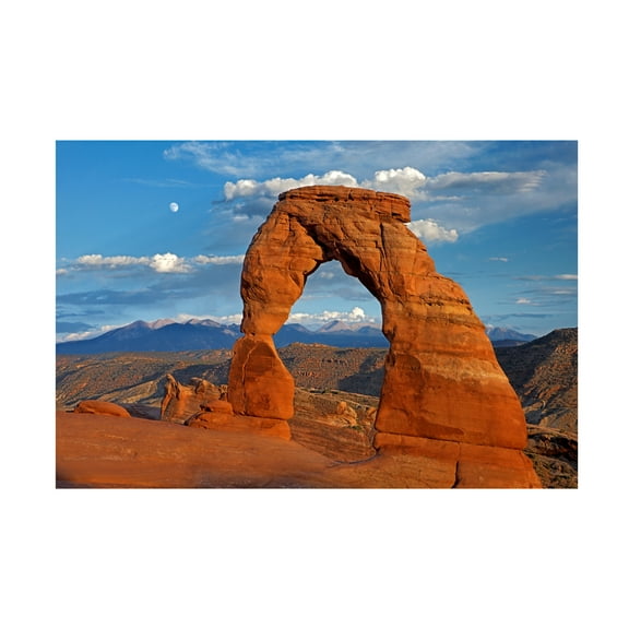 Trademark Fine Art Mike Jones Photo Delicate Arch Sunset Canvas Wall Art - 22x32