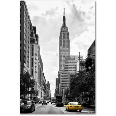 Trademark Fine Art "Living in New York" Canvas Art by Philippe Hugonnard