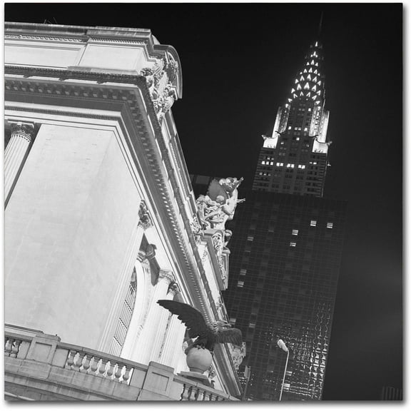 Trademark Fine Art "New York 003" Canvas Art by Moises Levy