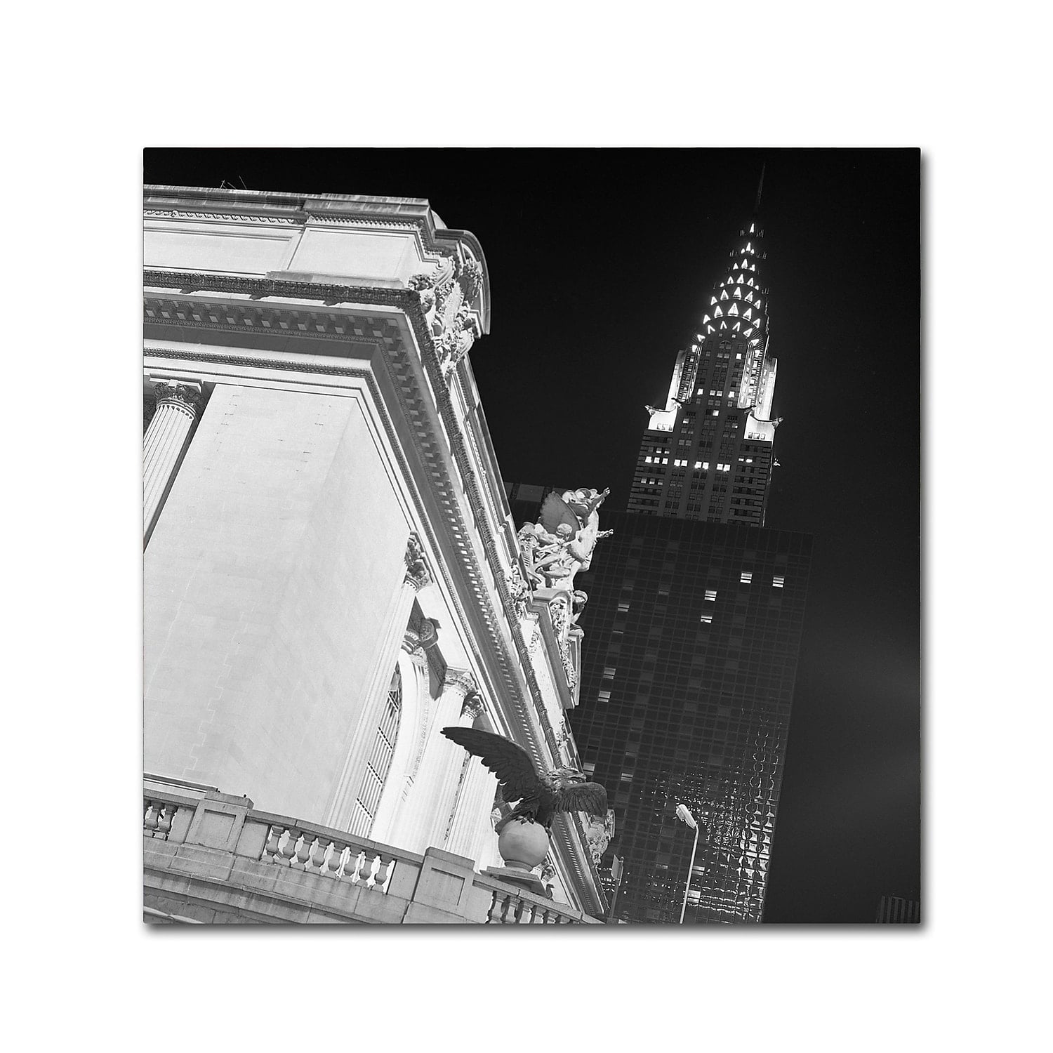 Trademark Fine Art "New York 003" Canvas Art by Moises Levy