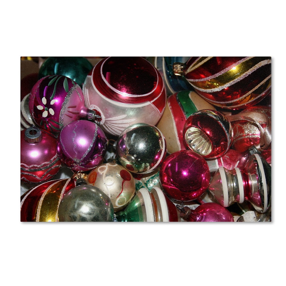 Trademark Fine Art "Vintage Christmas" Canvas Art by Patty Tuggle