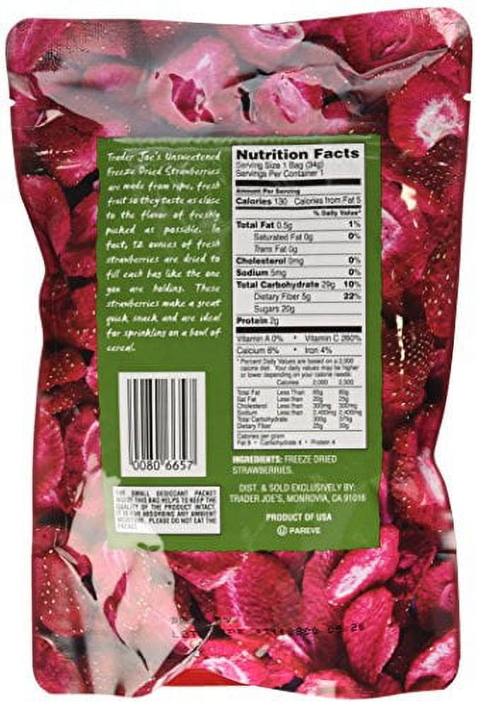 Trader Joe's Dried Fruit Freeze Dried Strawberries Unsweetened and Unsulfured 1.2 OZ (3 Pack