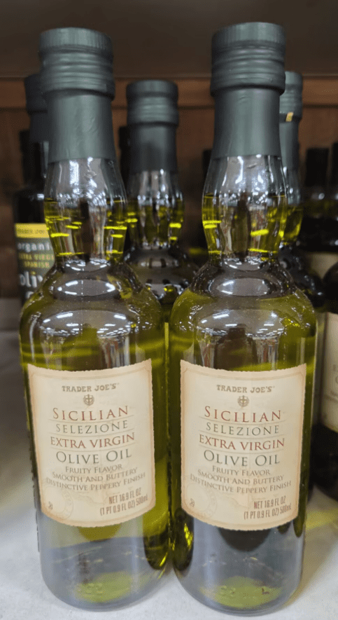 Trader Joe's Sicilian Selezione Extra Virgin Olive Oil 16.9fl 500ml (2 Bottles)