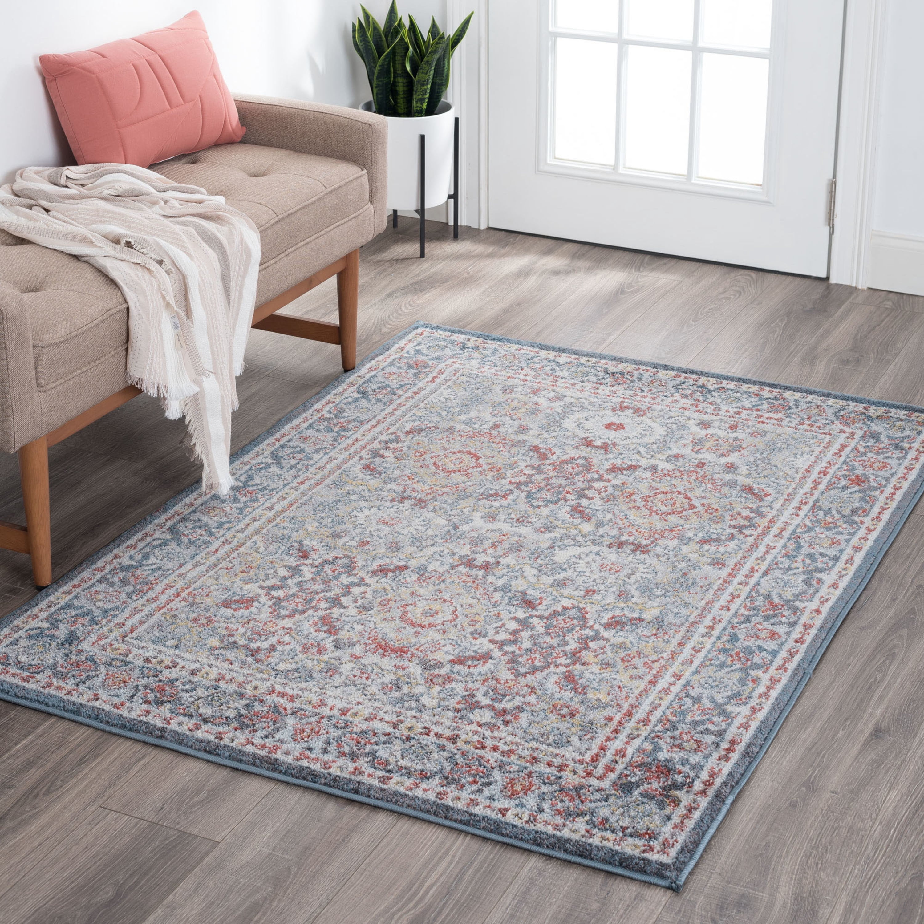 Traditional 4x6 Area Rug (4' x 5'3'') Oriental Beige, Dark Blue Indoor Rectangle Easy to Clean