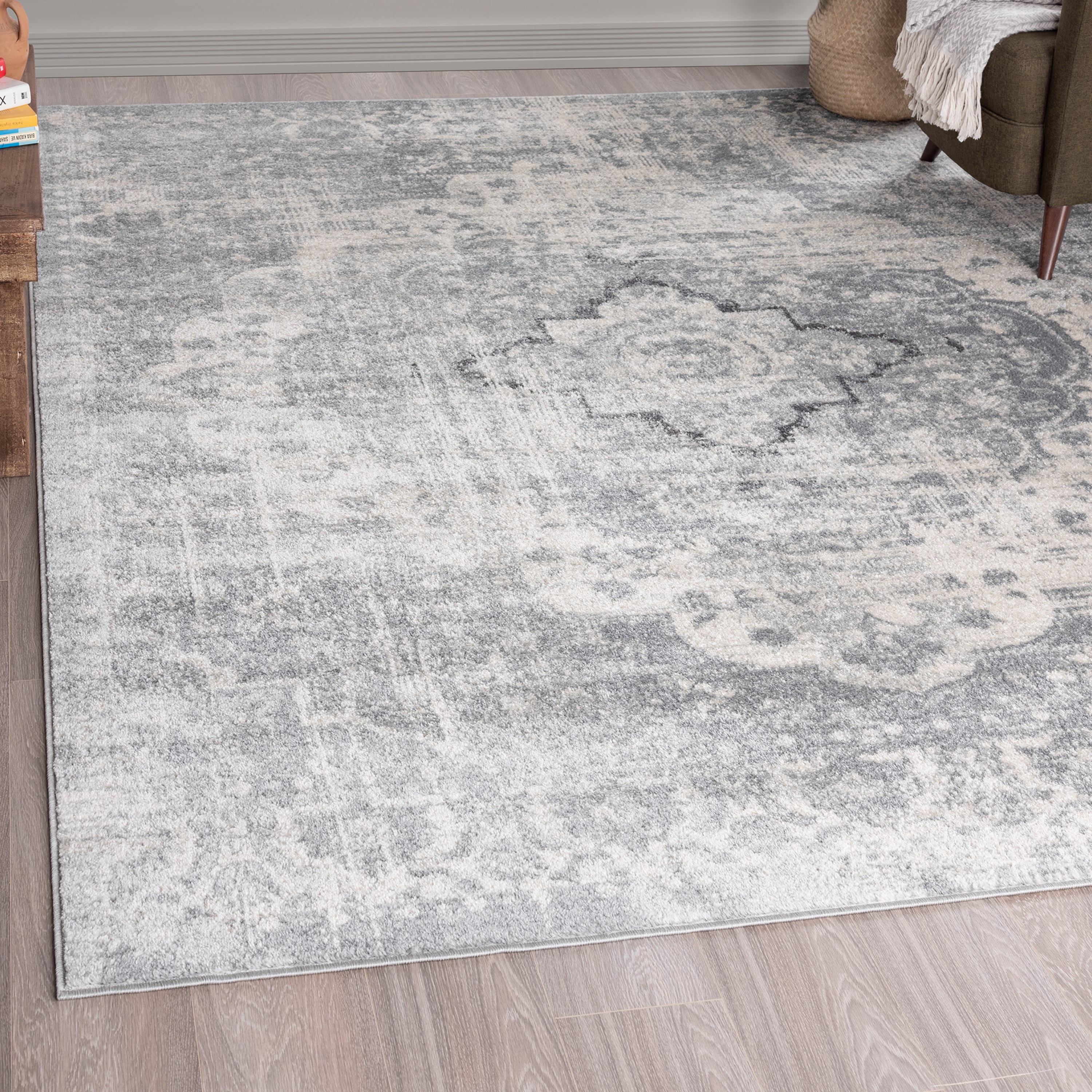 Traditional 8x10 Area Rug (7'10'' x 10'2'') Medallion Gray, Cream Living Room Easy to Clean