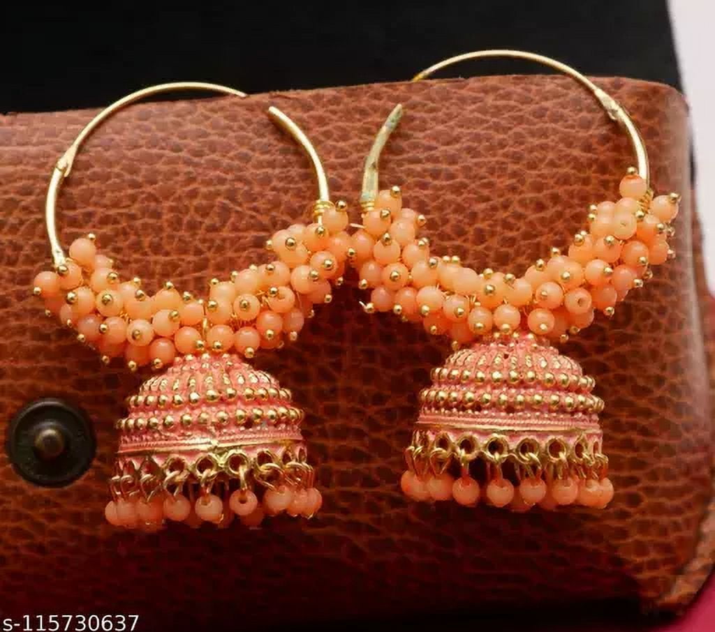 Buy Women's Gold-Plated Peach Color Stone Studded Floral Maang Tikka With  Drop Earrings Set online at Trendia