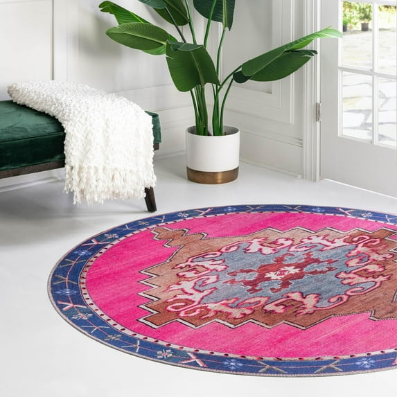 Traditional Rine Collection Area Rug 5' Round - Fuchsia