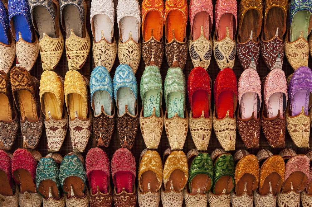 Traditional Shoes For Sale In Market Dubai United Arab Emirates Canvas Art - Ian Cumming Design Pics (19 x 12)