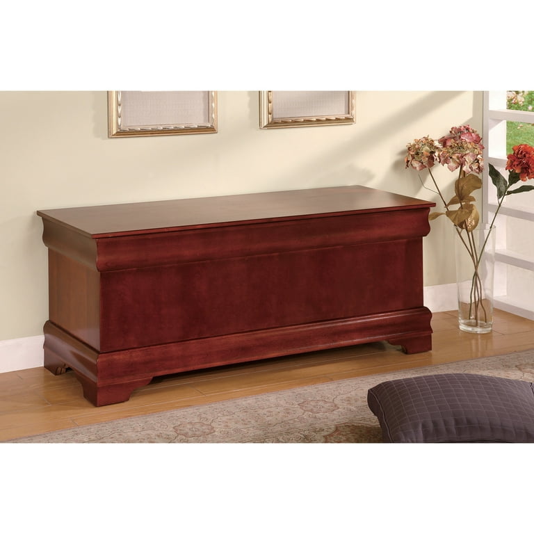 Traditional Style Wooden Cedar Chest Brown