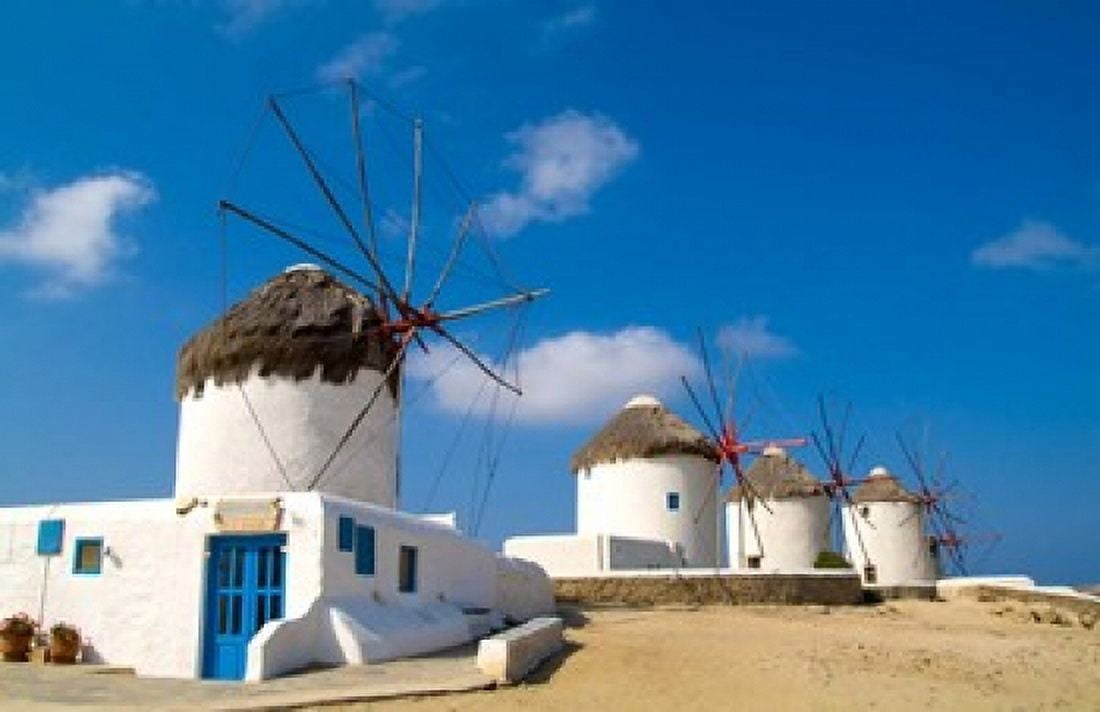 Traditional Windmill Mykonos Greece Canvas Art - Bill Bachmann DanitaDelimont (34 x 22)