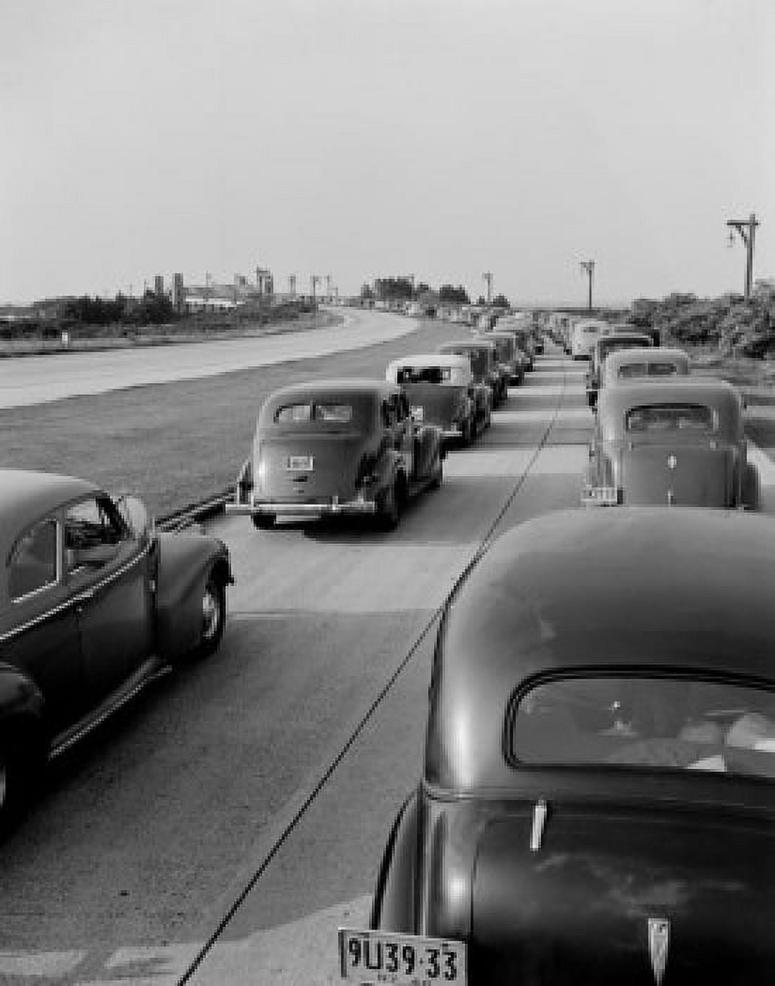 Traffic jam on highway Canvas Art - (18 x 24)