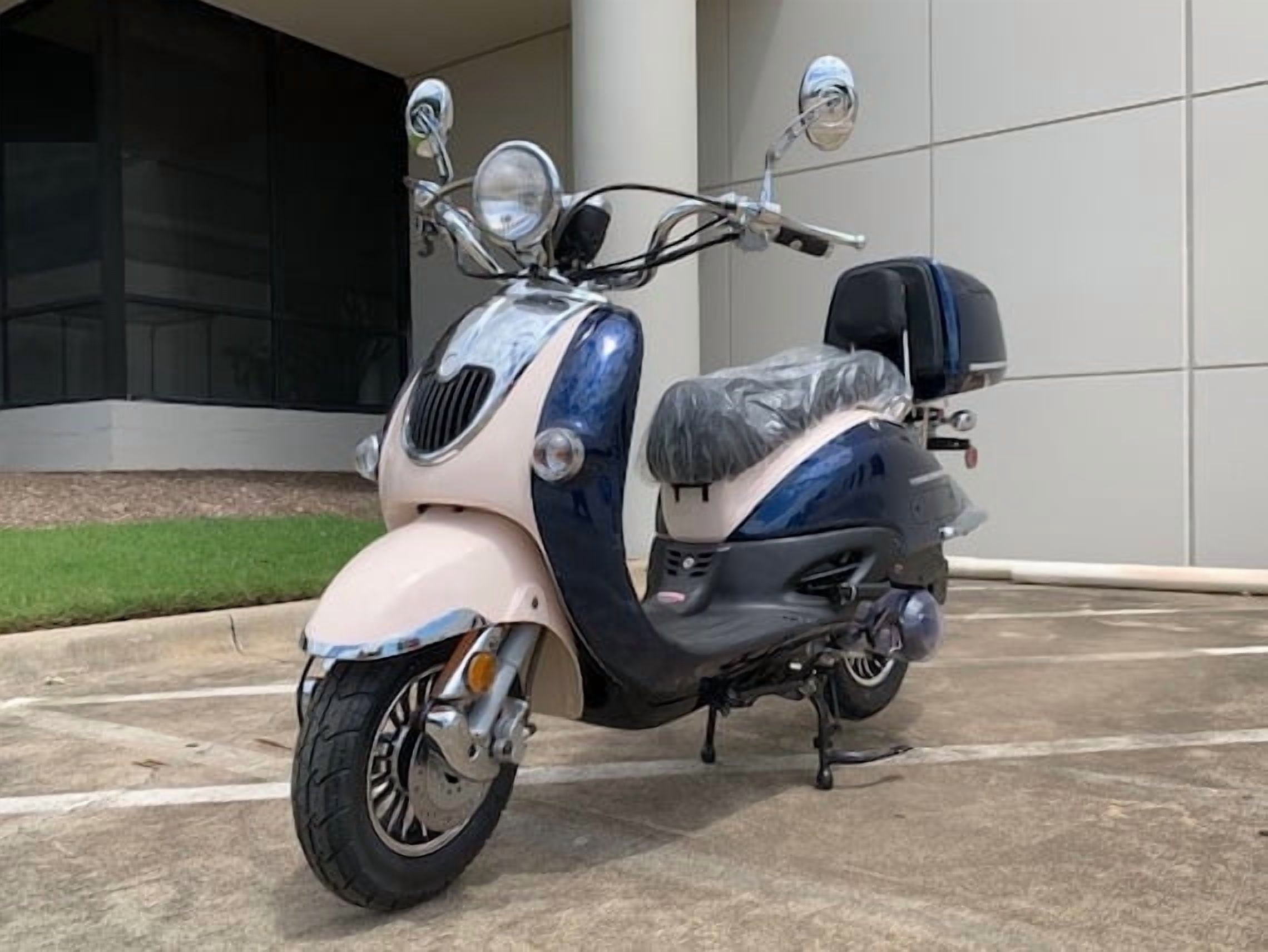 Automatic Kick TrailMaster Sorrento 150 Scooter, 149.6cc 4-Stroke Engine, CVT ...