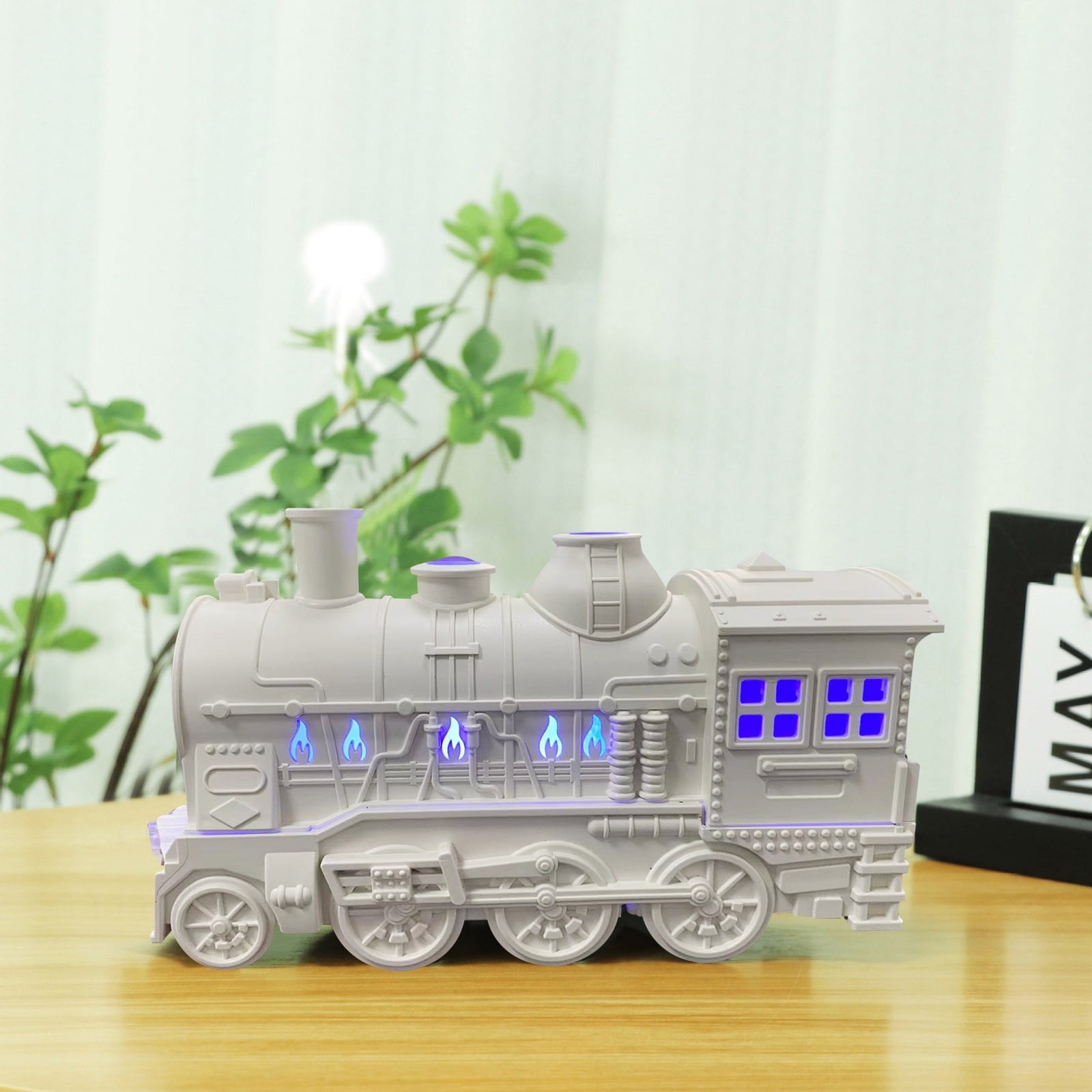Train Diffuser, 300ml Essential Oil Diffuser with Remote Control,Ultrasonic Aromatherapy Fragrant Oil Humidifier with 2 Light 2 Mist Mode Auto Shut-Off for Home Office Hotel
