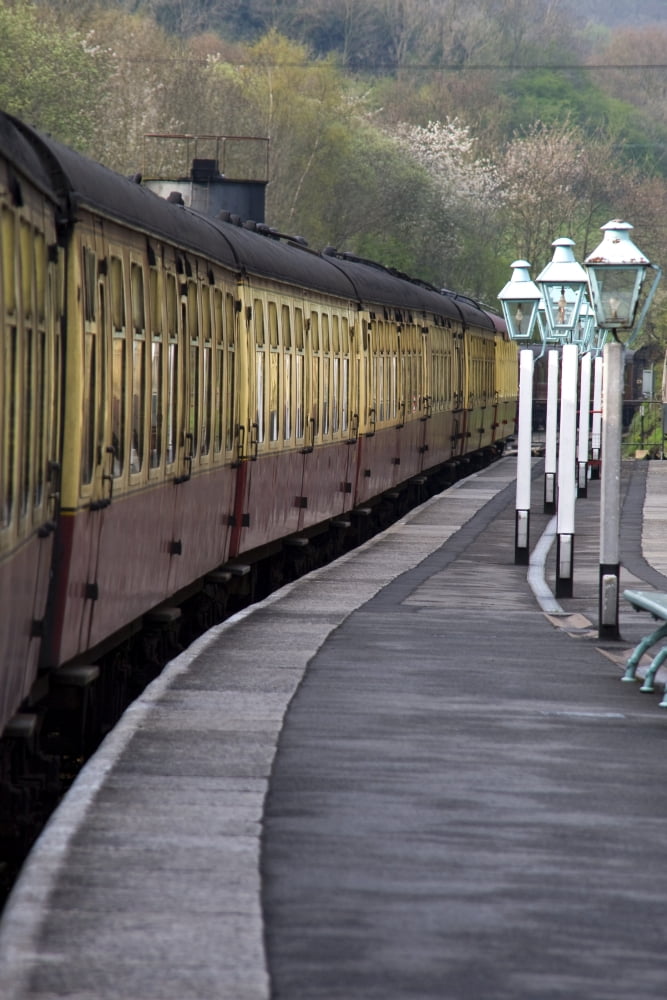 Train Station Grosmont North Yorkshire England Canvas Art - John Short Design Pics (11 x 17)