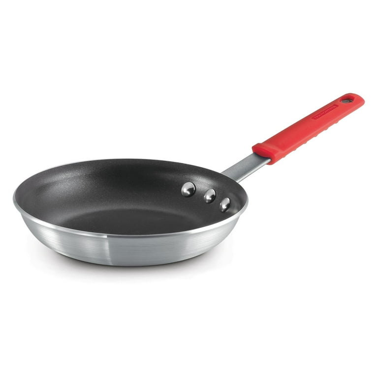 Choice Red Removable Silicone Pan Handle Sleeve for 14 Fry Pans