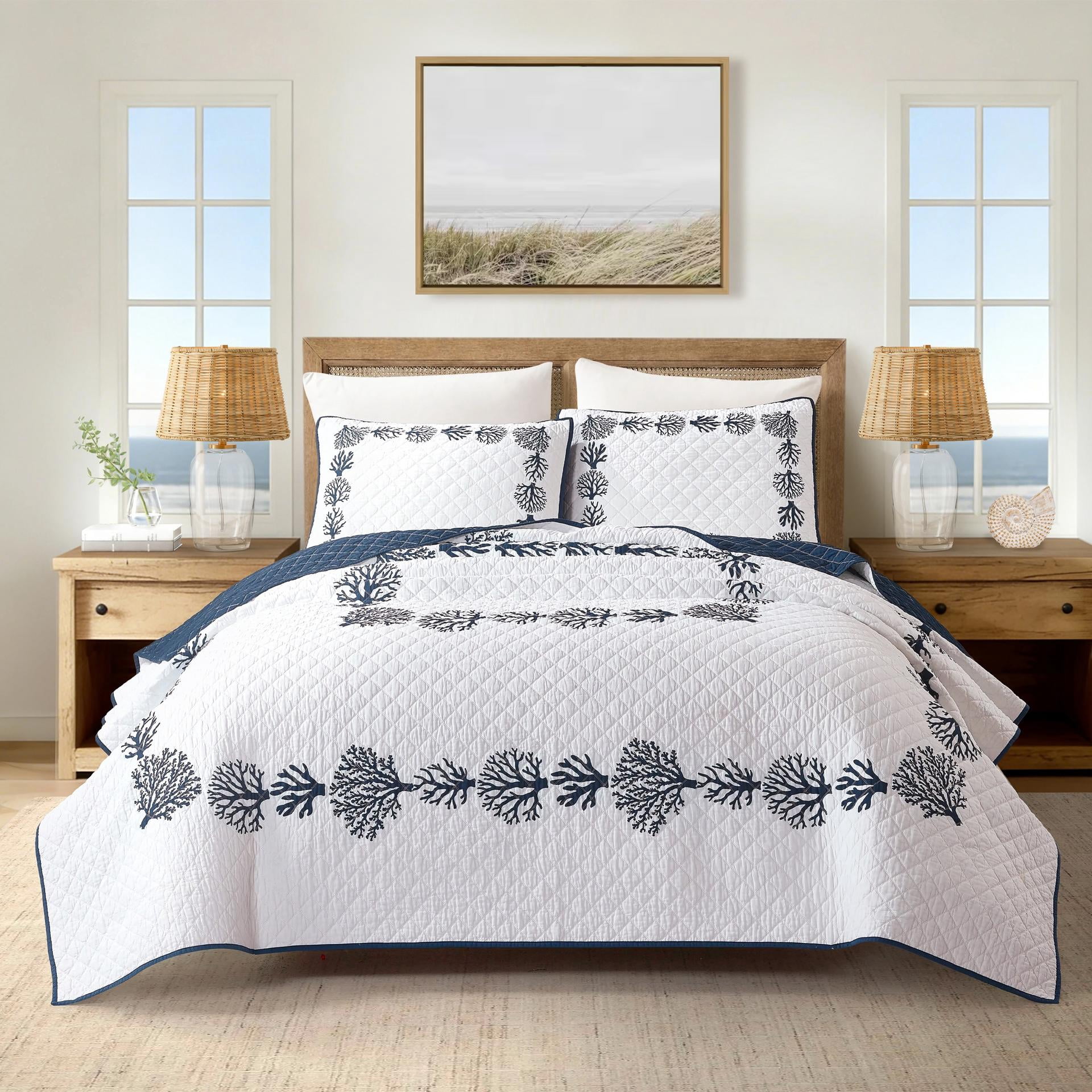 Tranquil Reef Cotton Reversible 3-Piece King Quilt Set - White/Blue, All Ages
