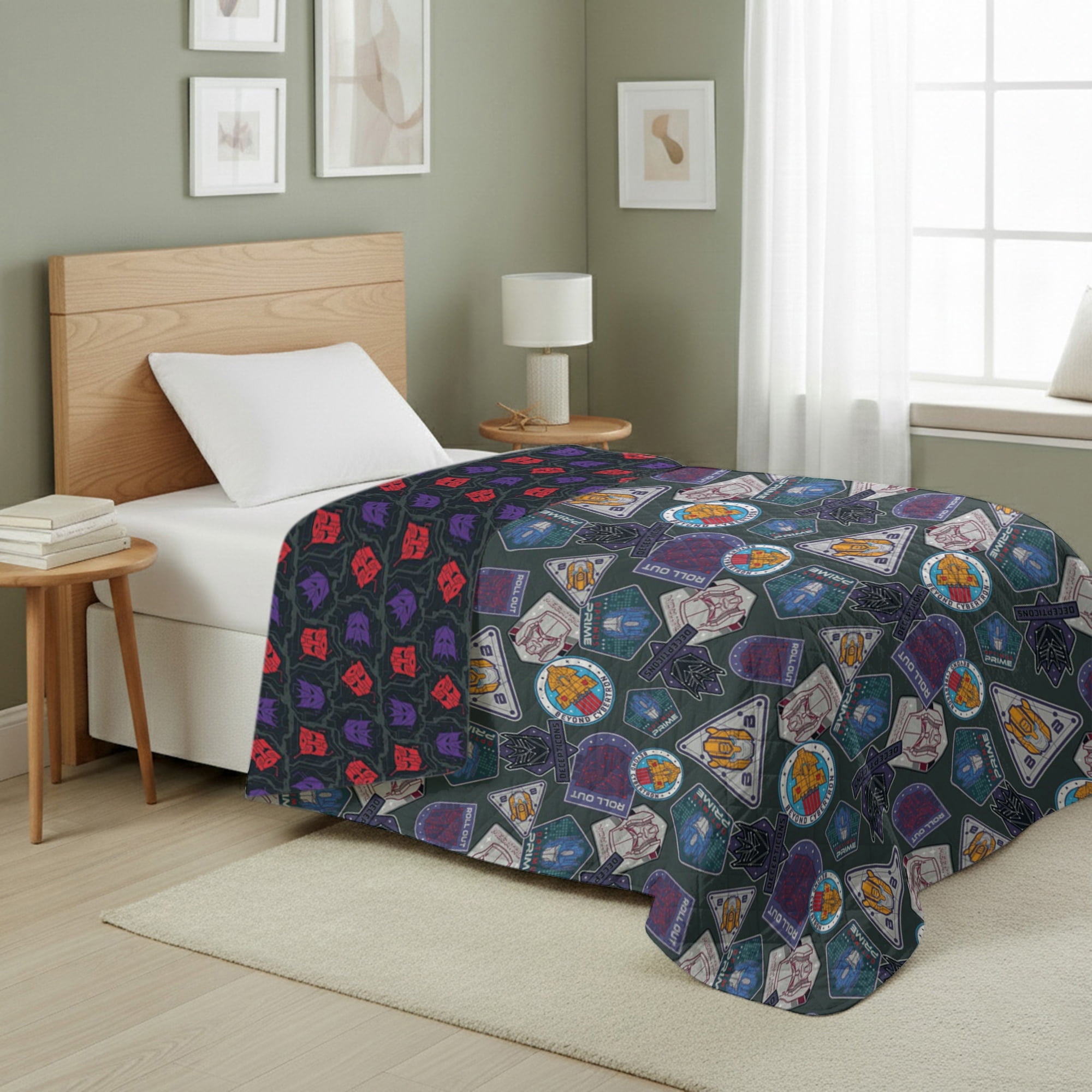 Transformers Autobots Verus Decepticons Quilted Throw Blanket 60x80 inches, Kids Character Bedding