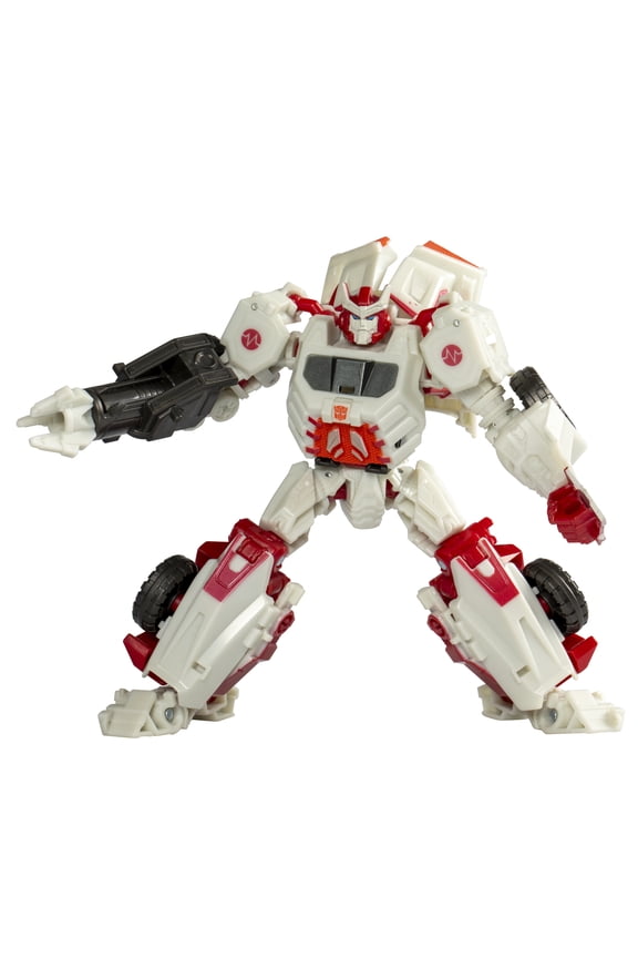 Studio Series Voyager Transformers: War for Cybertron 09 Ratchet 6.5” Action Figure