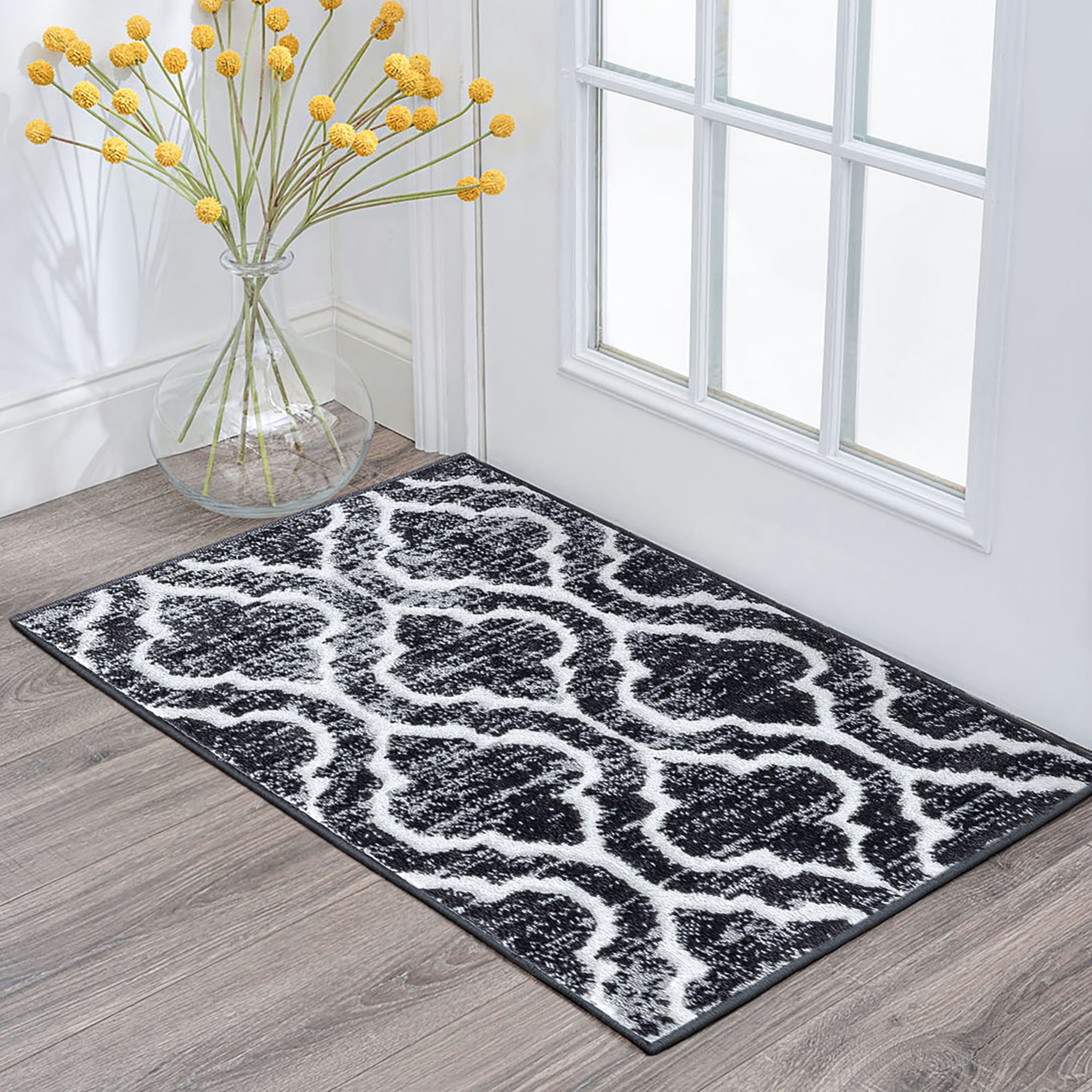 Transitional 2x3 Area Rug (2' x 3') Geometric Gray, Charcoal Indoor Scatter Easy to Clean