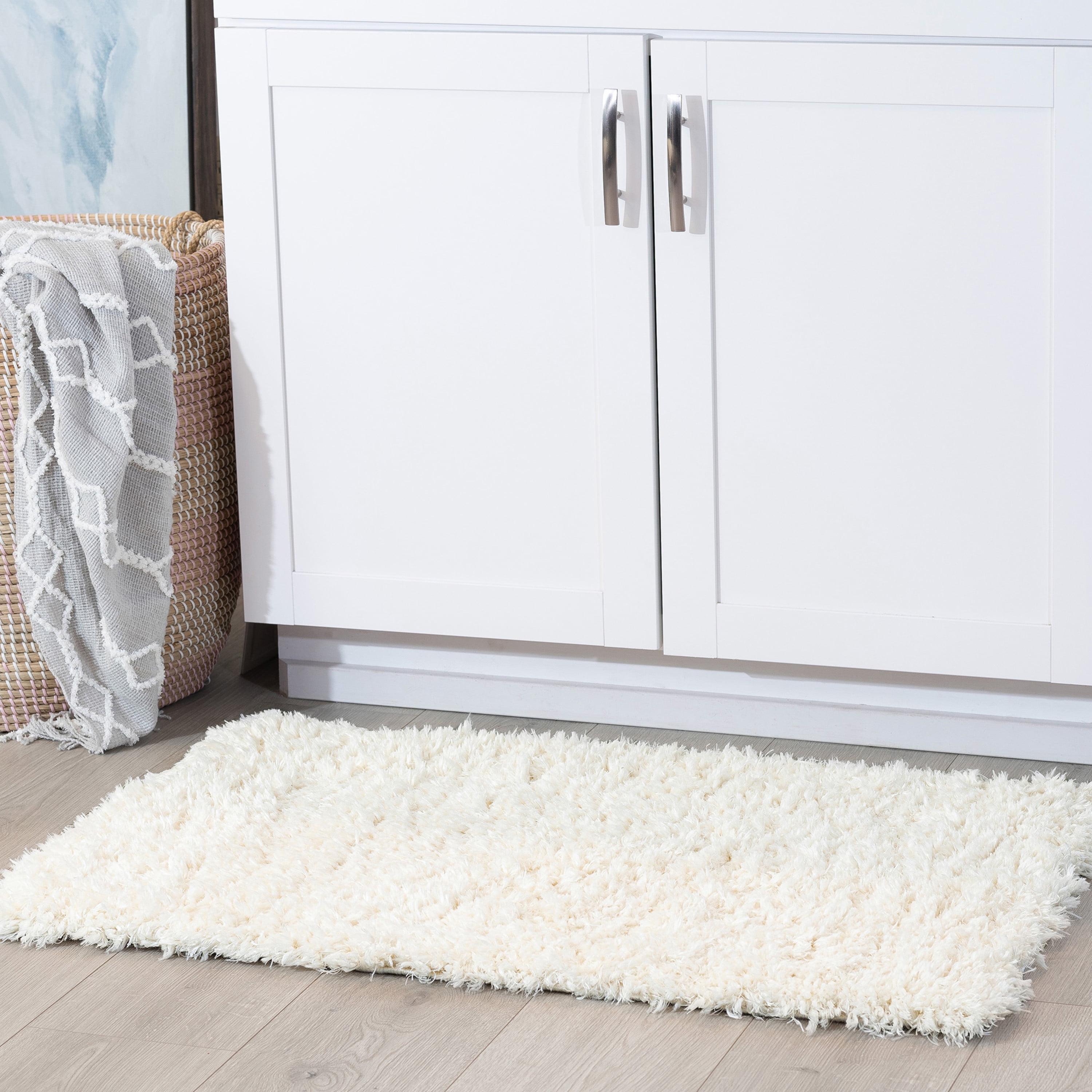 Transitional 2x3 Area Rug Shag Thick (2' x 3') Solid White Indoor Scatter Easy to Clean