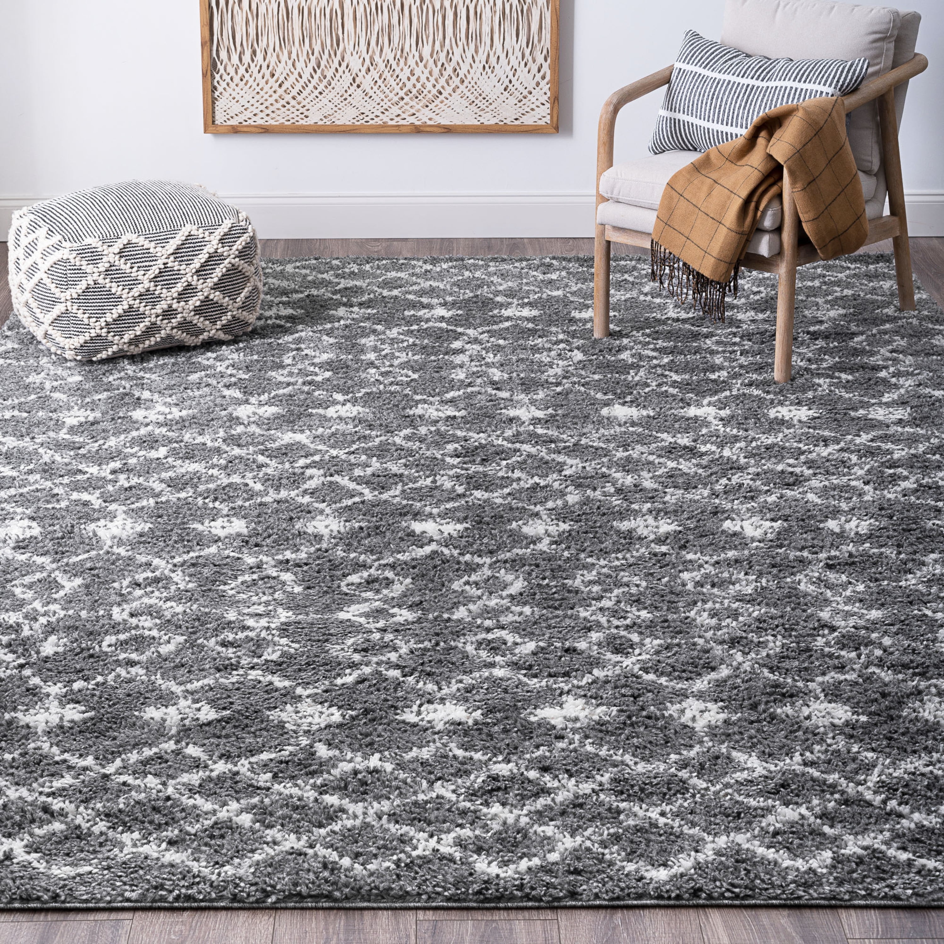 Bliss Rugs Transitional Geometric 4' x 5'3'' Gray and White Polypropylene Indoor Area Rug, 4' x 5'3''