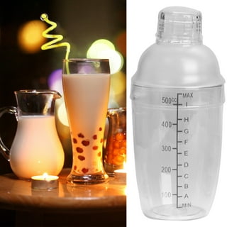 4pcs 500ml/17oz Plastic Cocktail Shaker with Scale and Strainer Top, Clear  Plastic Cocktail Shaker Bottle Wine Mixer Bottle Cocktail Tea Measuring