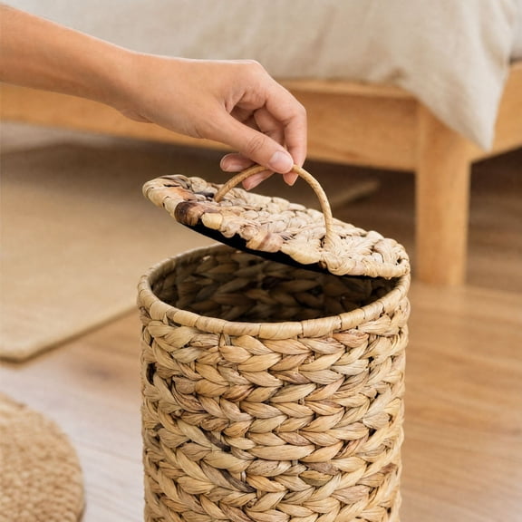 Trash Can, Wicker Waste Basket with Lid and Handle, Natural Hand Woven Storage Bin, for Bathroom Bedroom Office Home Decor
