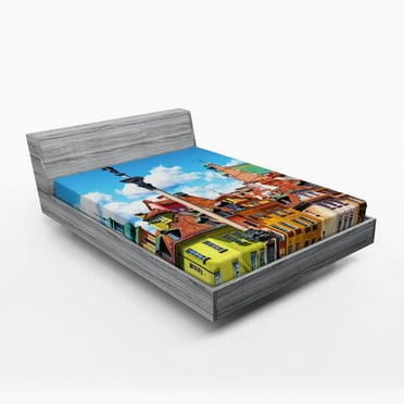Ambesonne Travel Fitted Sheet, Scenic Old Warsaw, Full Size, Multicolor