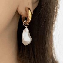 Travelwant Baroque Pearl Dangle Earrings Chunky Hoop Earrings Drop with Irregular Pearl Drop for Women Classic Pearl Vintage Graceful Huggie Ear Jewelry