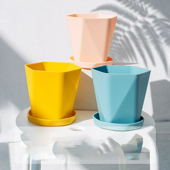 Travelwant Flower Pots, Plastic Plant Pots with Drainage Holes and Saucers, Modern Simple Indoor Outdoor Garden Planter Pots
